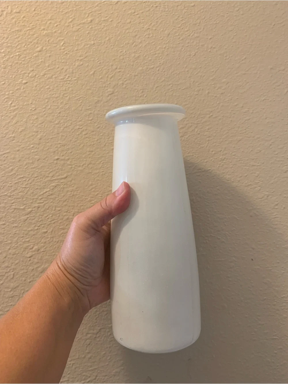 Sleek White Ceramic Vase — Minimal Modern Accent